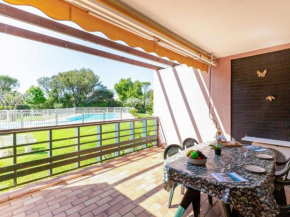 Apartment Les Caroubiers-2 by Interhome